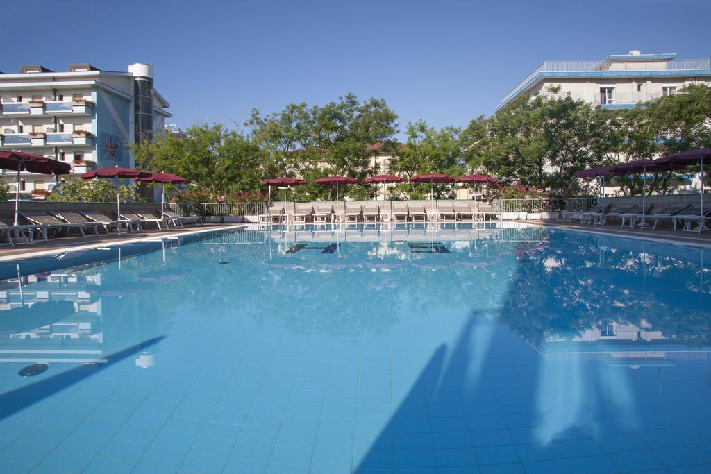 Hotel Sofia Lido di Jesolo Kültér fotó