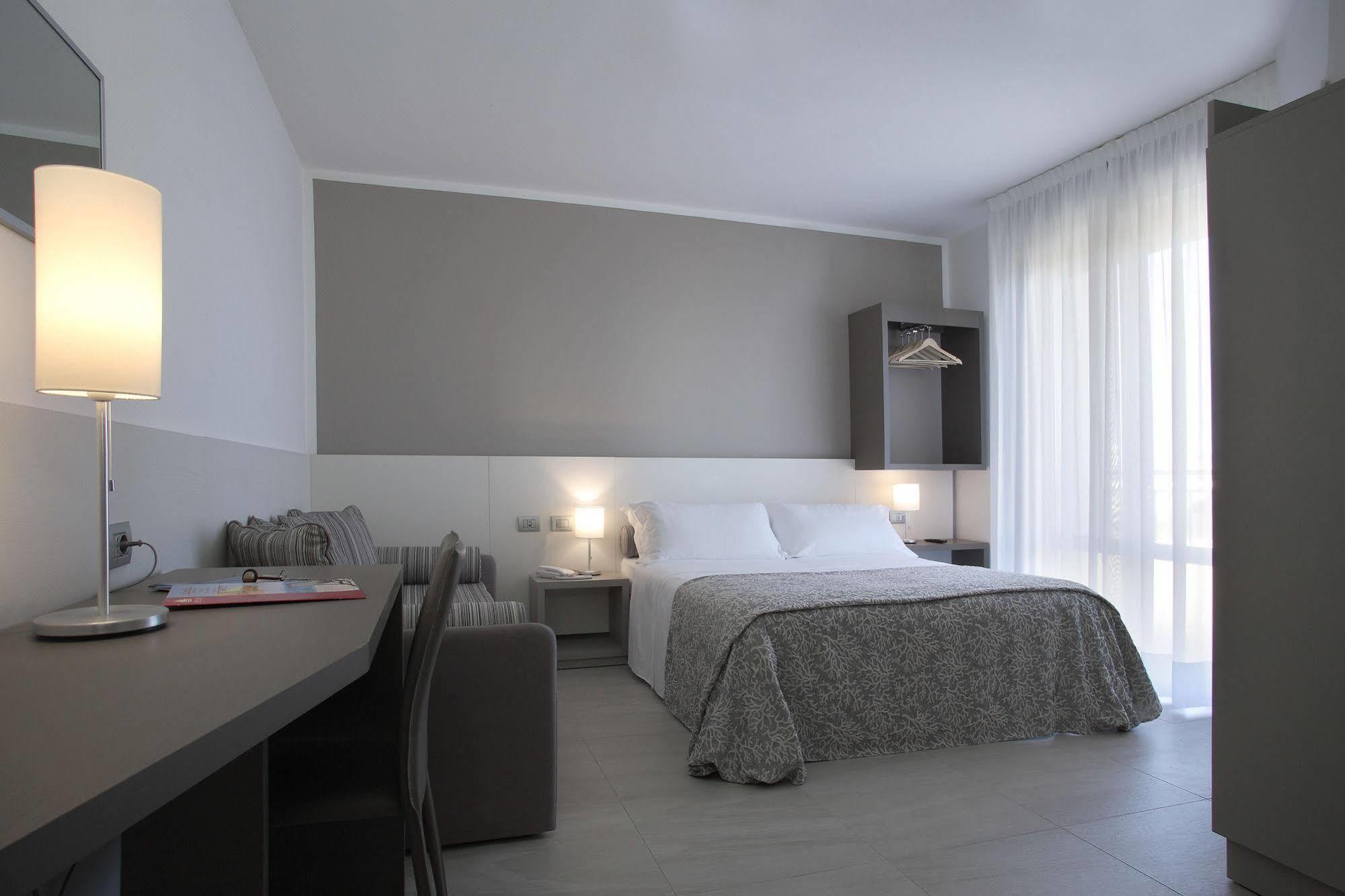 Hotel Sofia Lido di Jesolo Kültér fotó