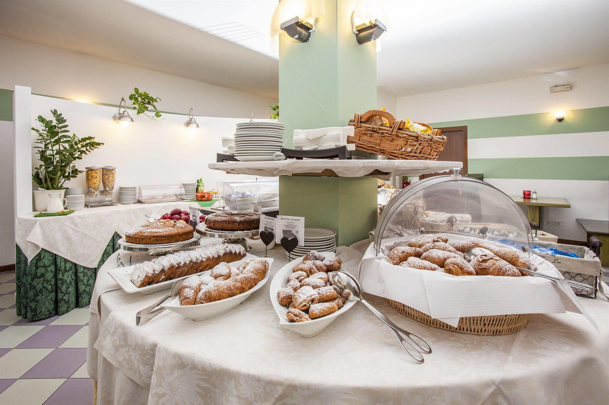 Hotel Sofia Lido di Jesolo Kültér fotó