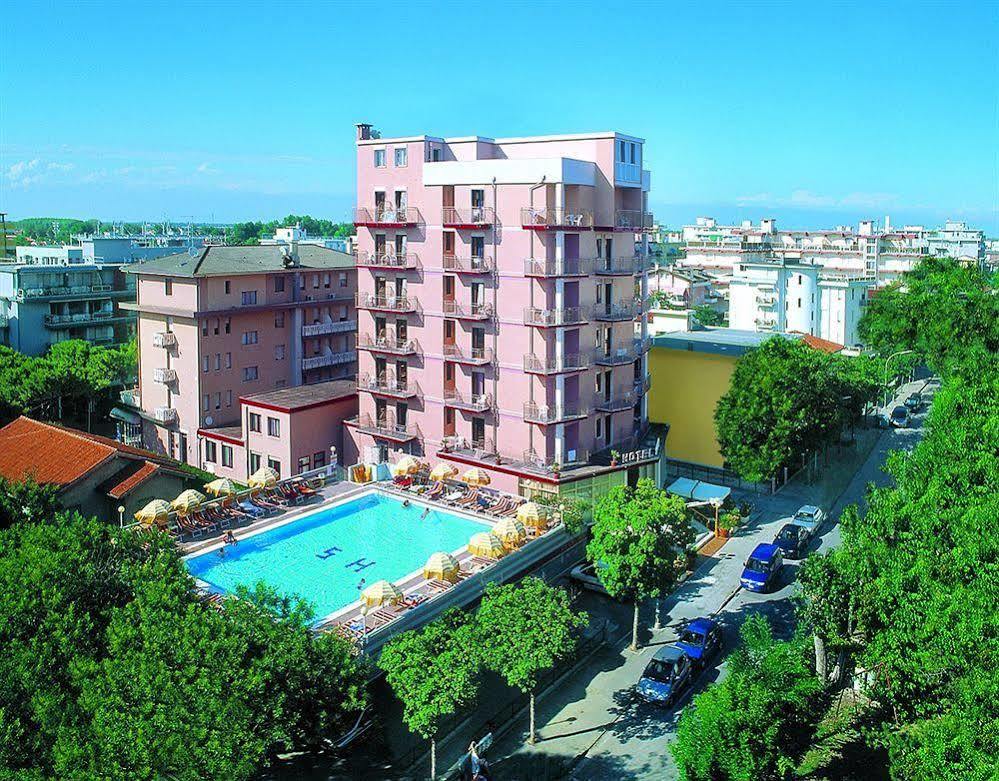 Hotel Sofia Lido di Jesolo Kültér fotó