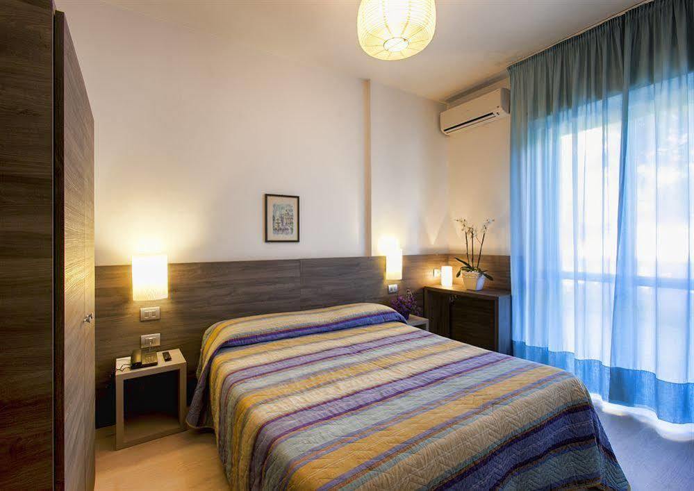 Hotel Sofia Lido di Jesolo Kültér fotó